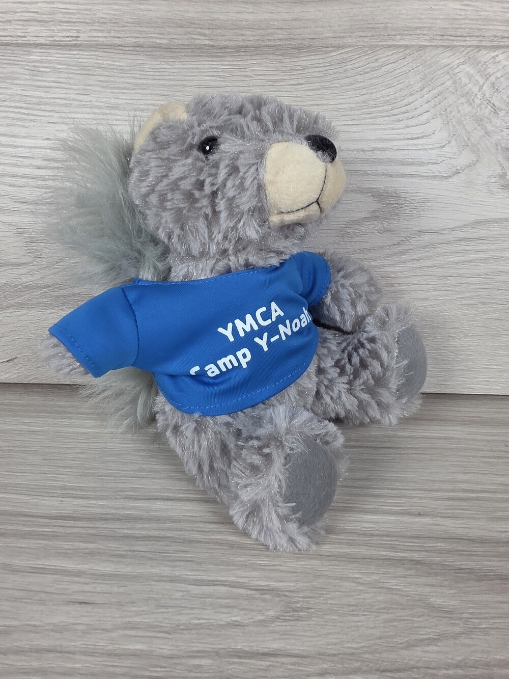Alexon Beasty Babies Plush Squirrel w Ymca Camp Y-Noah Shirt Gray SU56